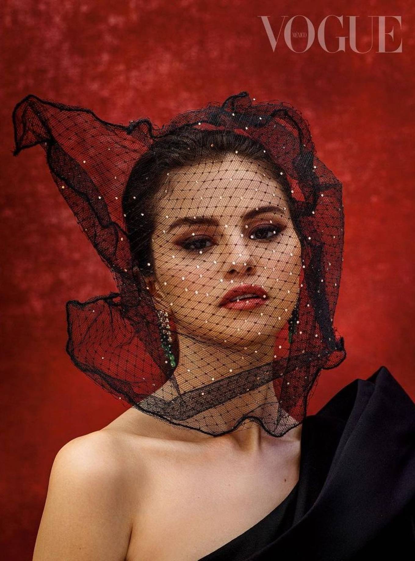 Selena Gomez pose pour Vogue Mexique