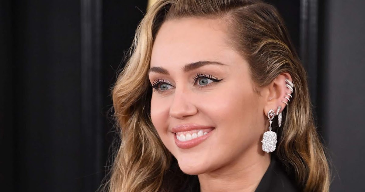Enfin, Miley Cyrus est lauréate d’un Grammy.
